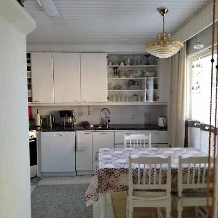 House, 70 M2 With Fireplace And Sauna