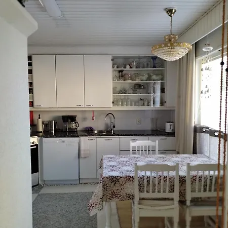 House, 70 M2 With Fireplace And Sauna